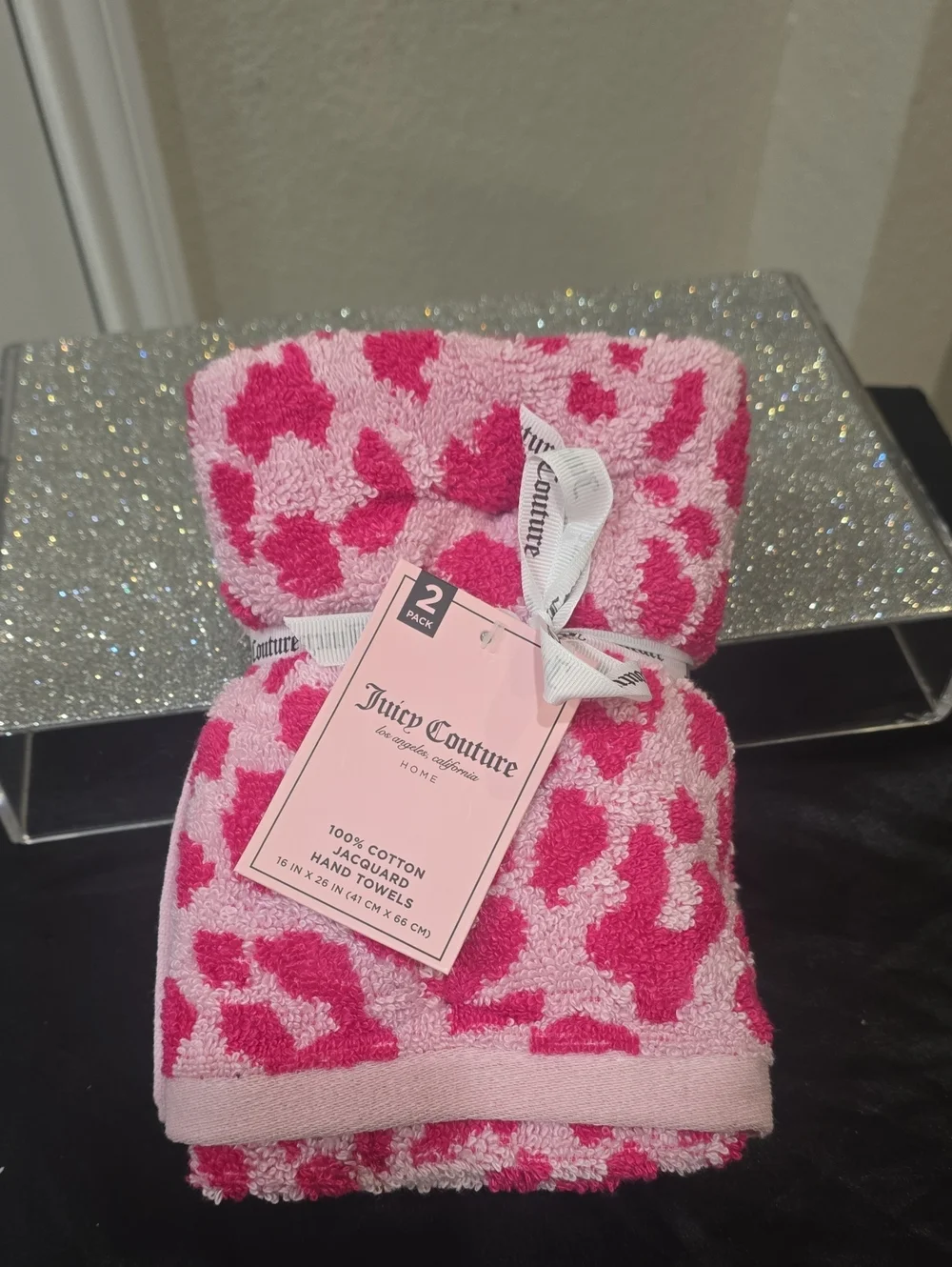 Juicy Couture Home Pink Leopard Print 100% Cotton Jacquard Hand Towel Set